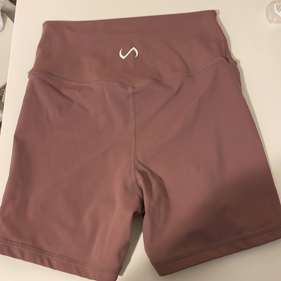 TLF tempo high waisted shorts. - Picture 2 of 5